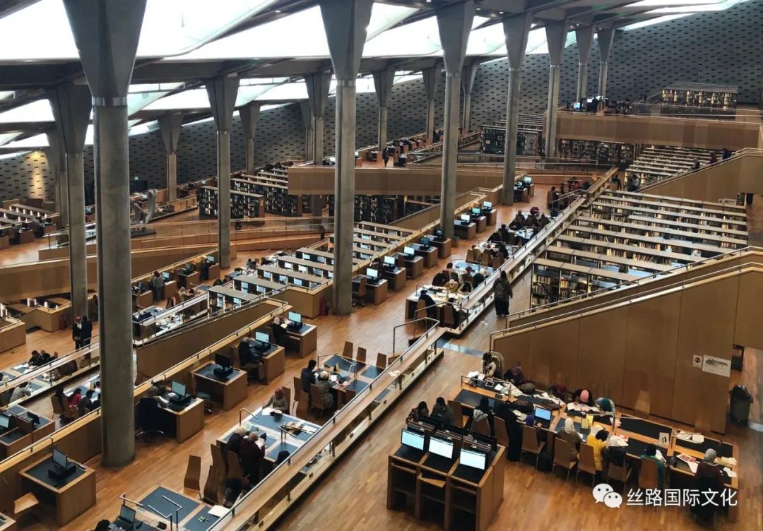 图书馆.jpg