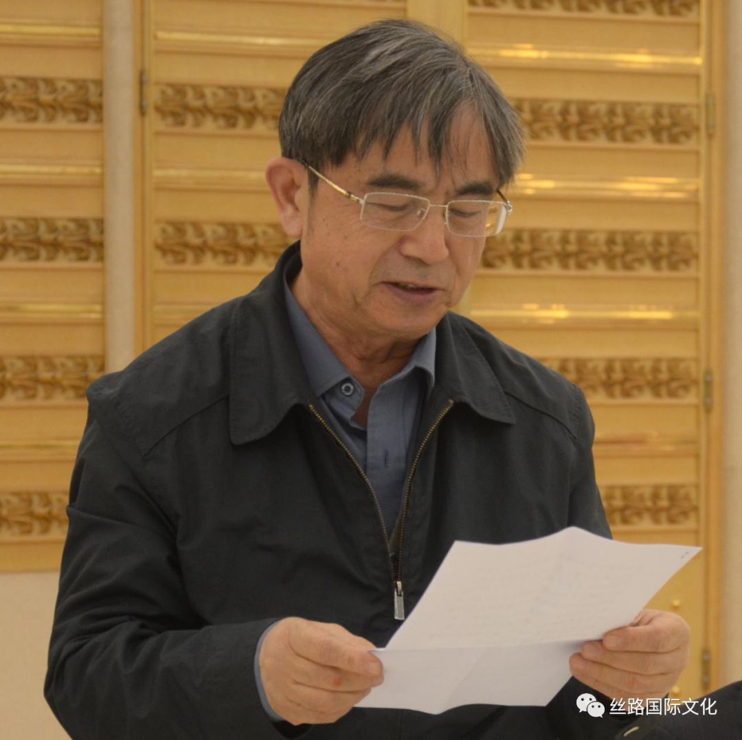 书屋杨邦杰发言.jpg