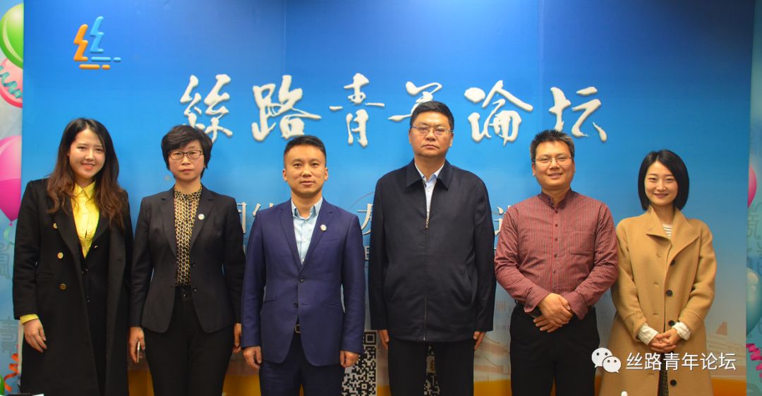 成都市政府1.jpg