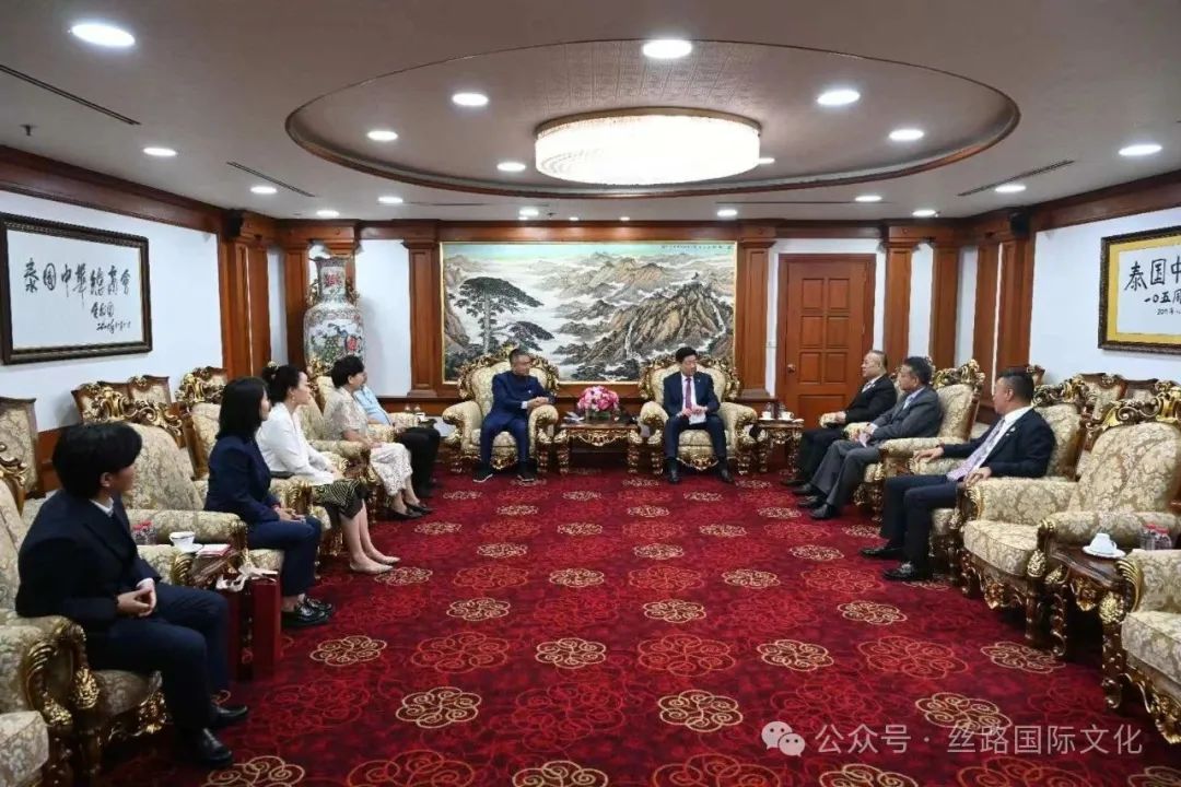 会谈现场2.jpg